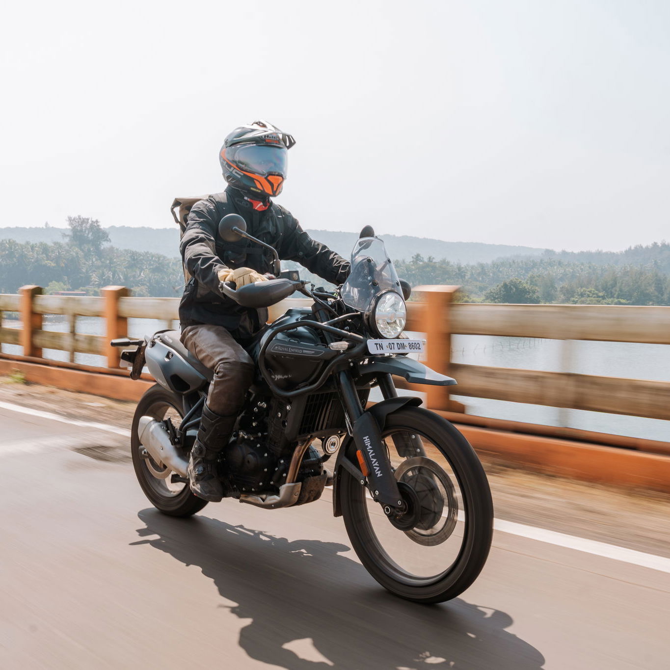 2026 Royal Enfield 450 Mana Black