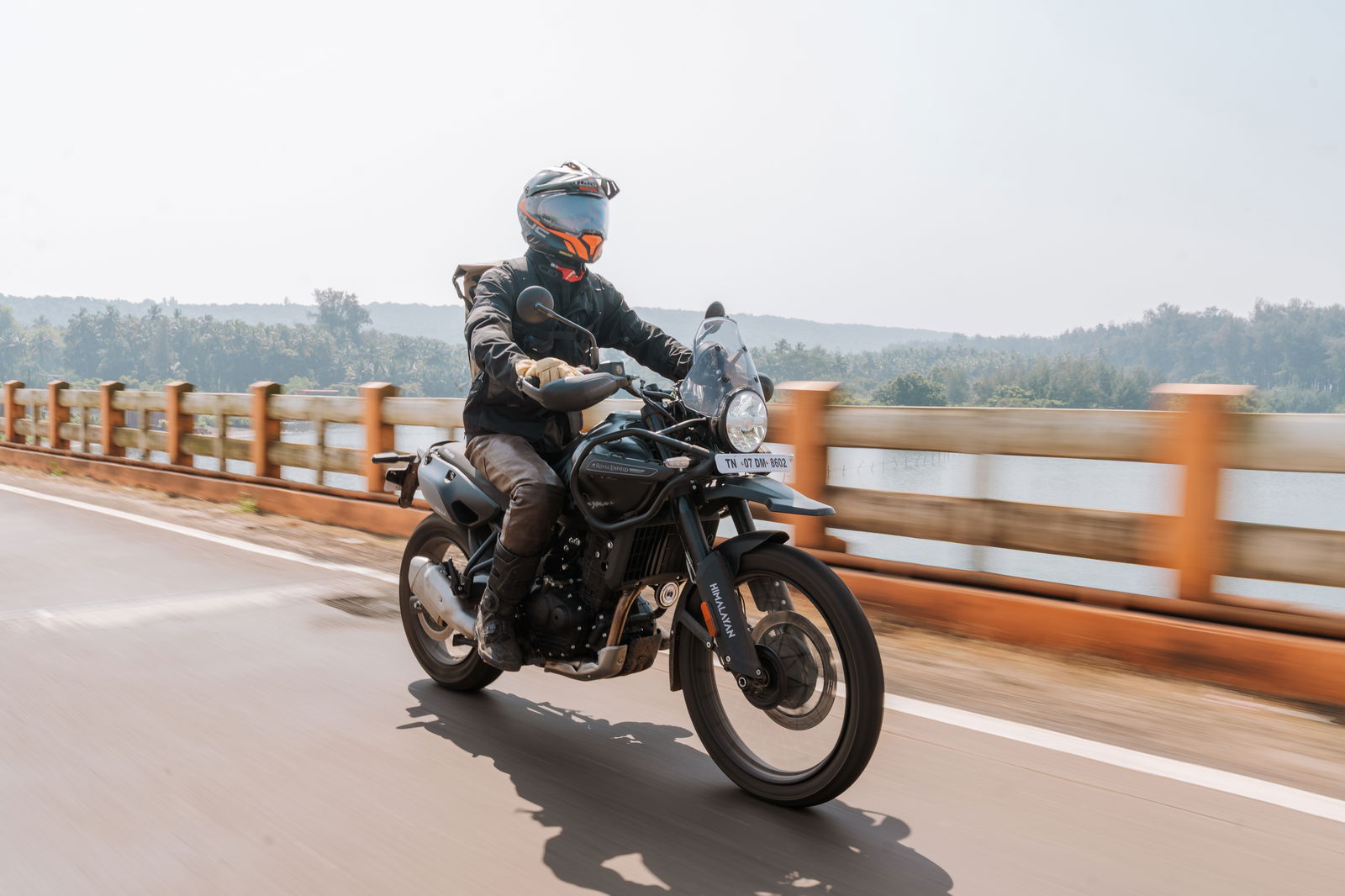 2026 Royal Enfield 450 Mana Black