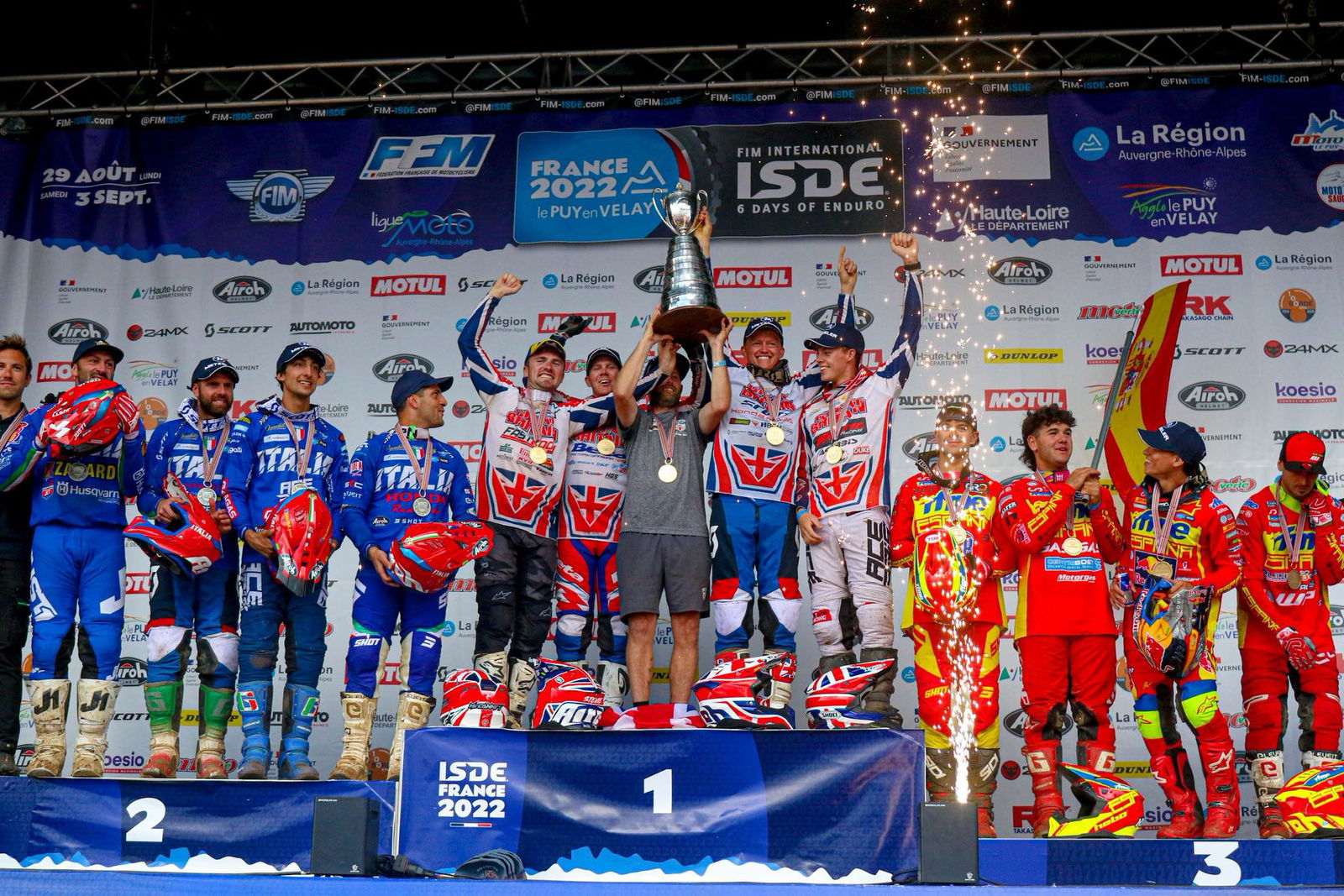 Team GB lifting the 6Days Enduro trophy. Photo credit - ACU British ISDE Team