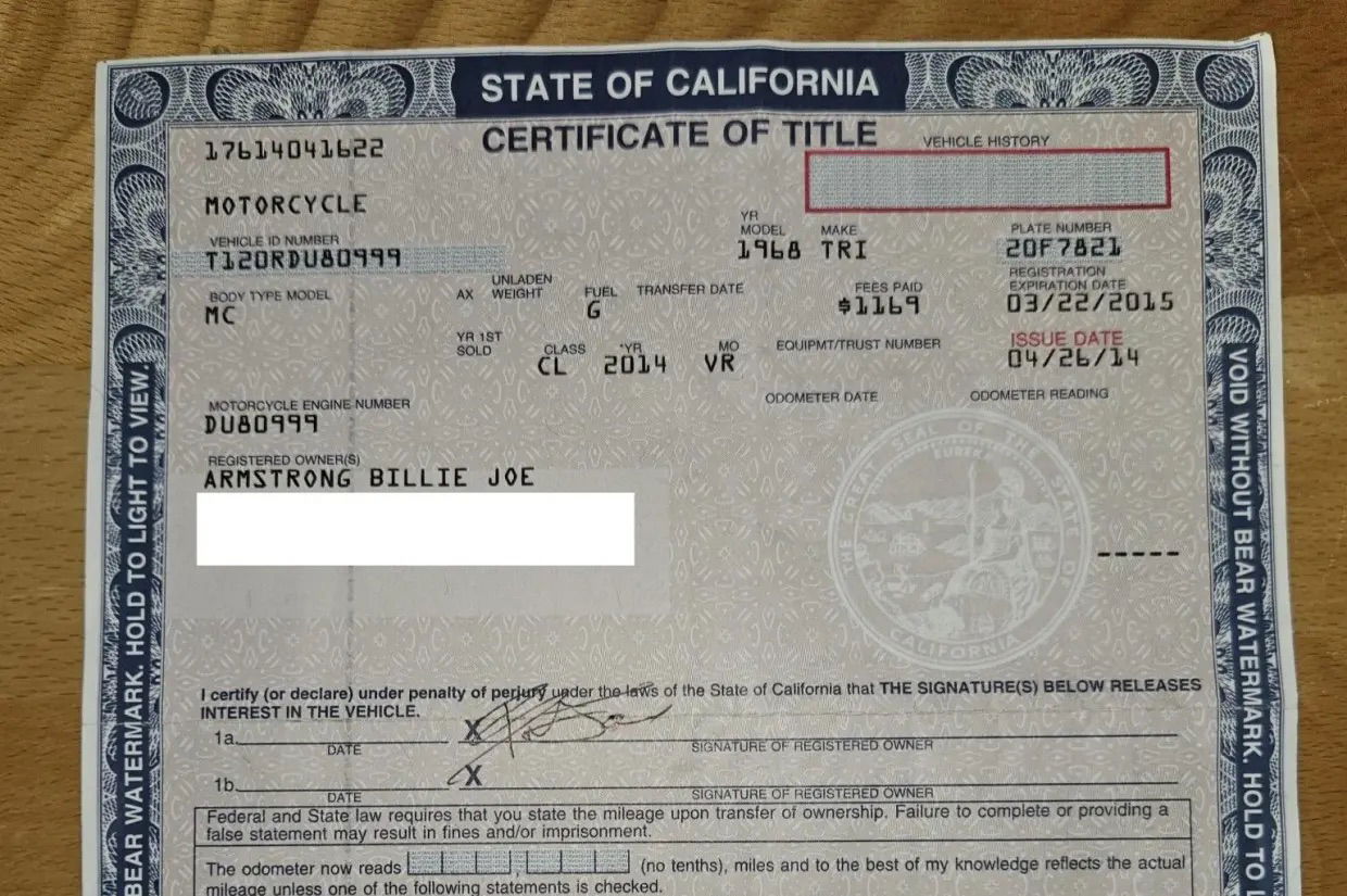 Ex-Billy-Joe Armstrong Triumph Bonneville T120R