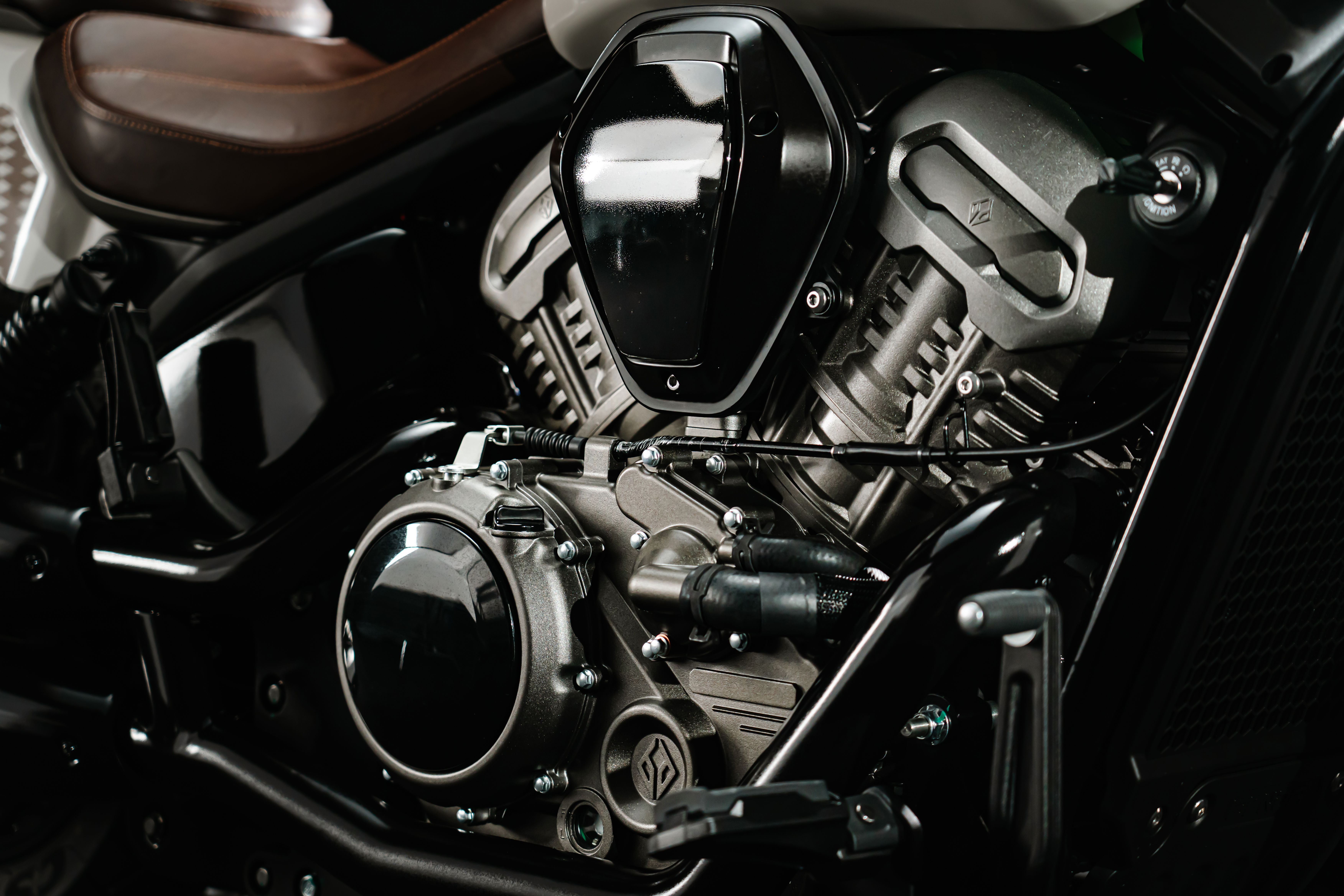 Benda Dark Flag 950 engine