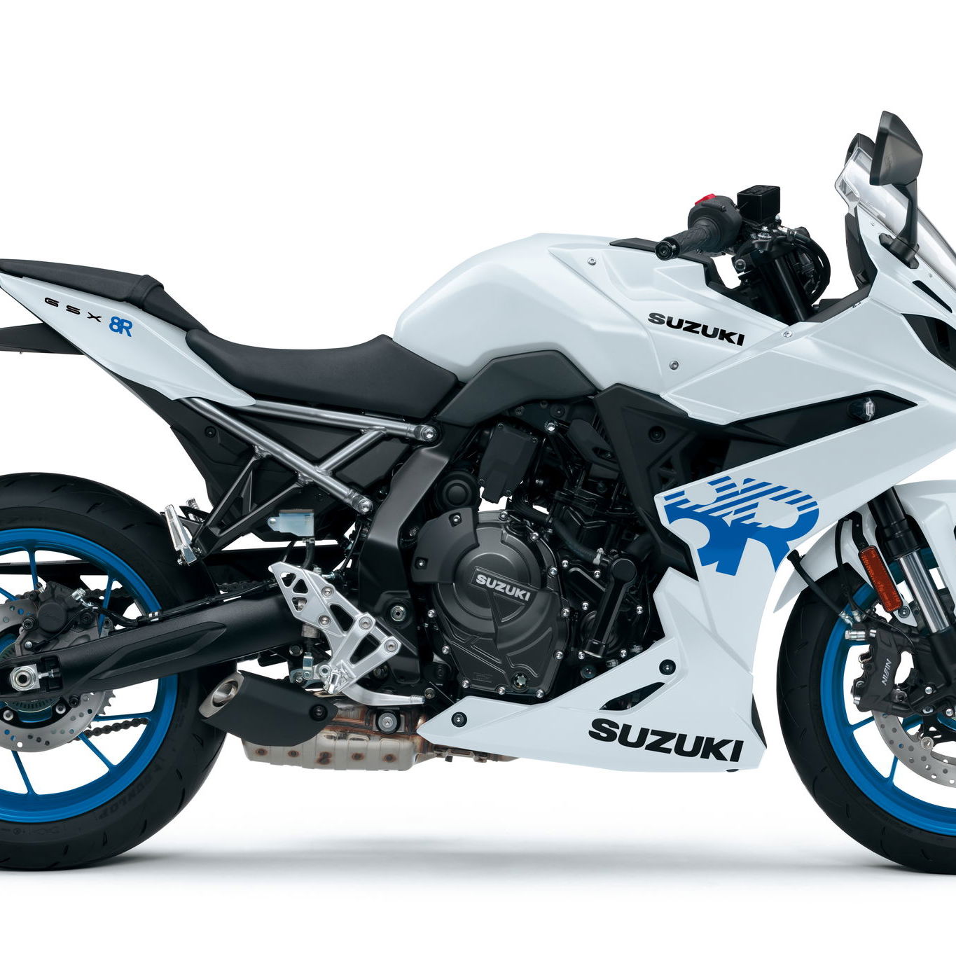 Suzuki GSX-8R in white