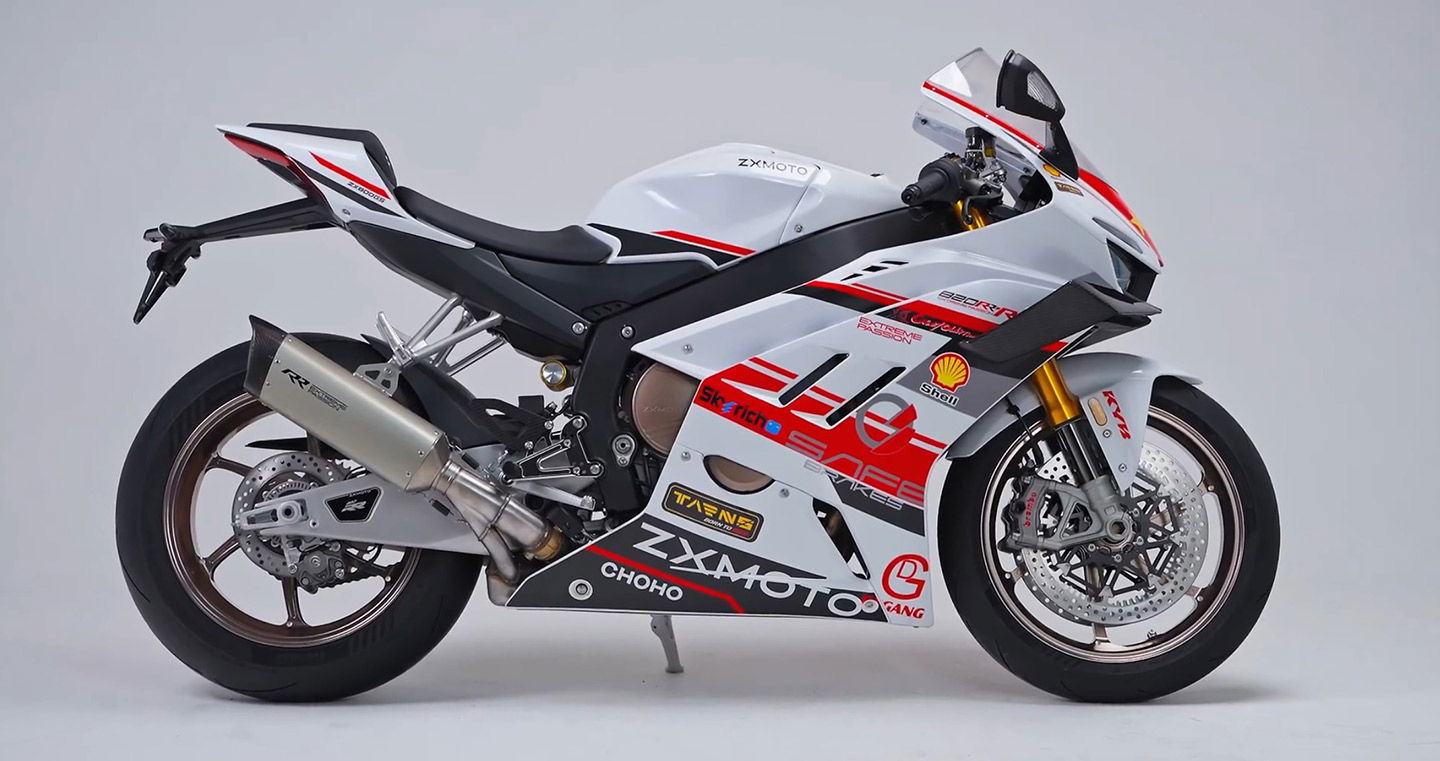 The ZXMoto 820RR-R