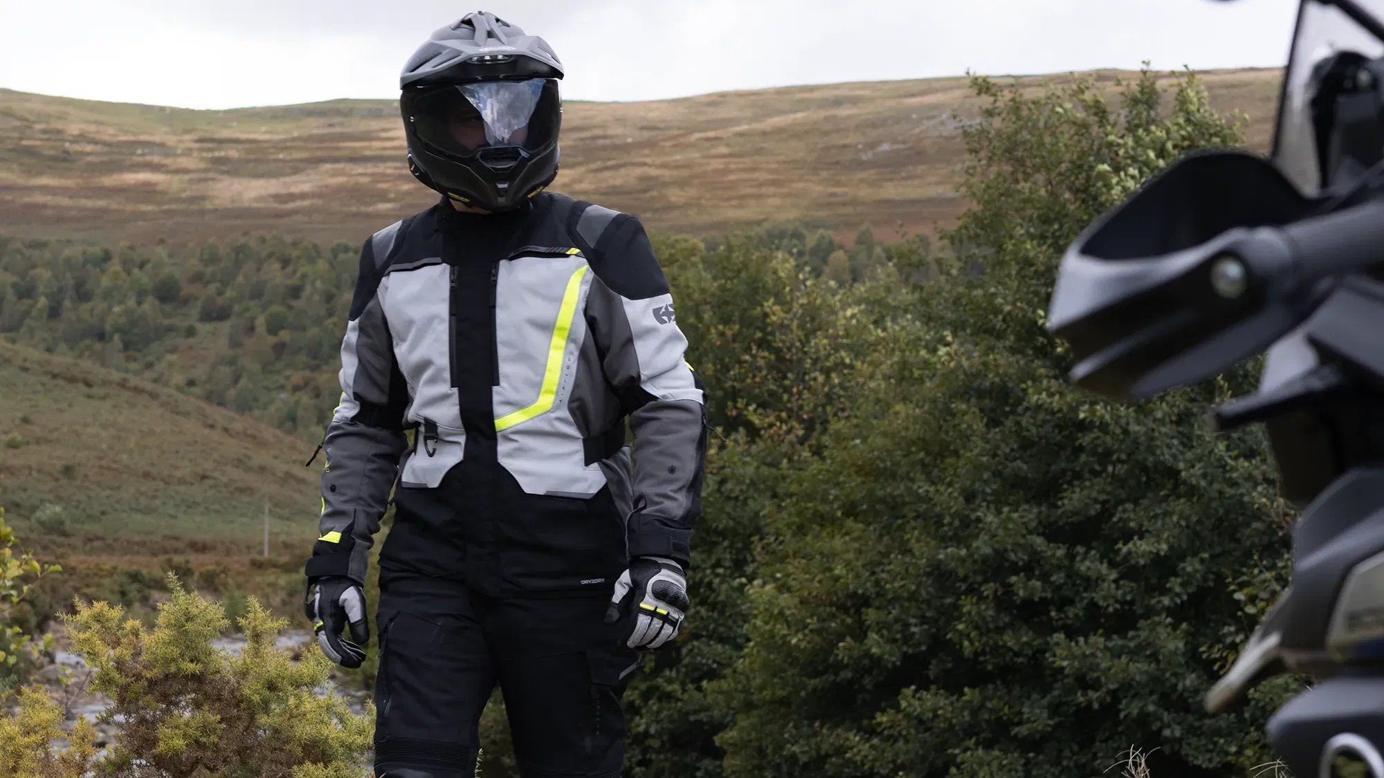 Oxford Montreal 5.0 riding suit