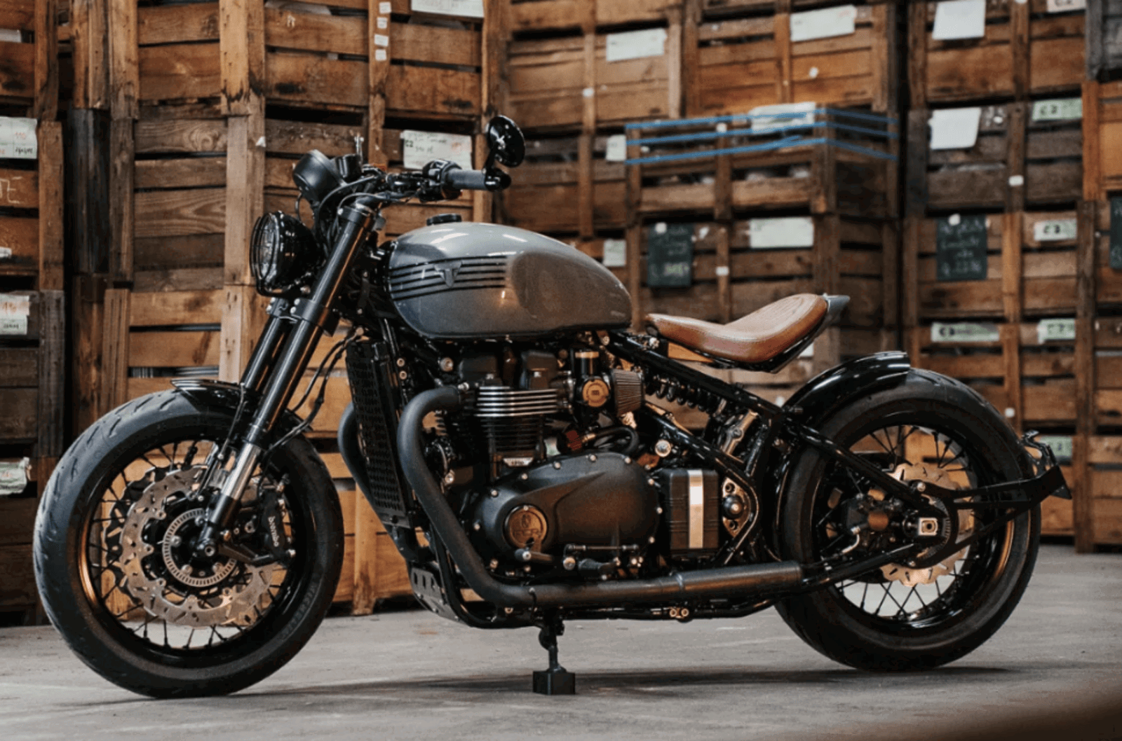 Triumph Bonneville 1200 Bobber. Image credit - FCR Original/Victor Gagneux