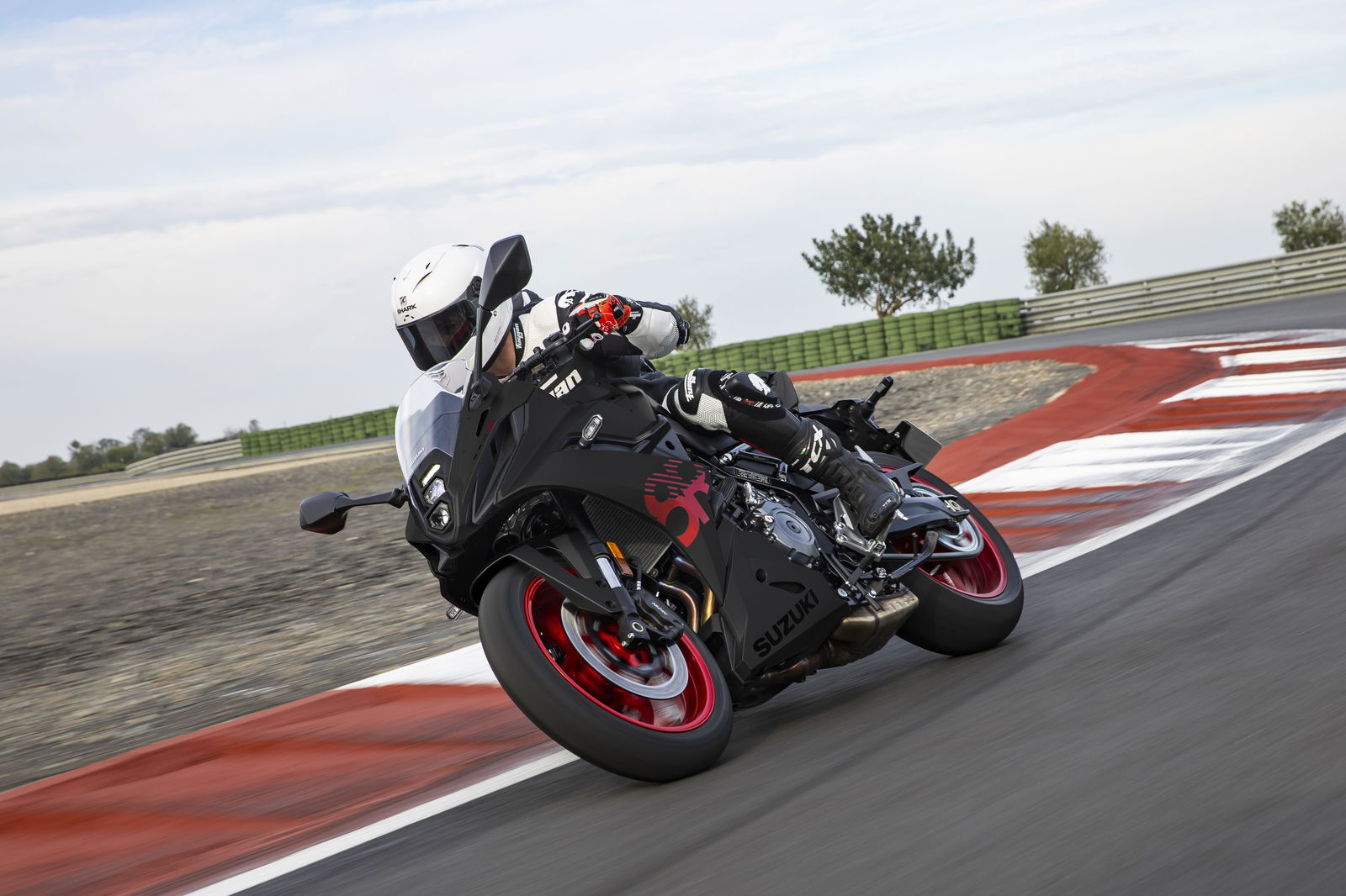 Suzuki GSX-8R riding on a track