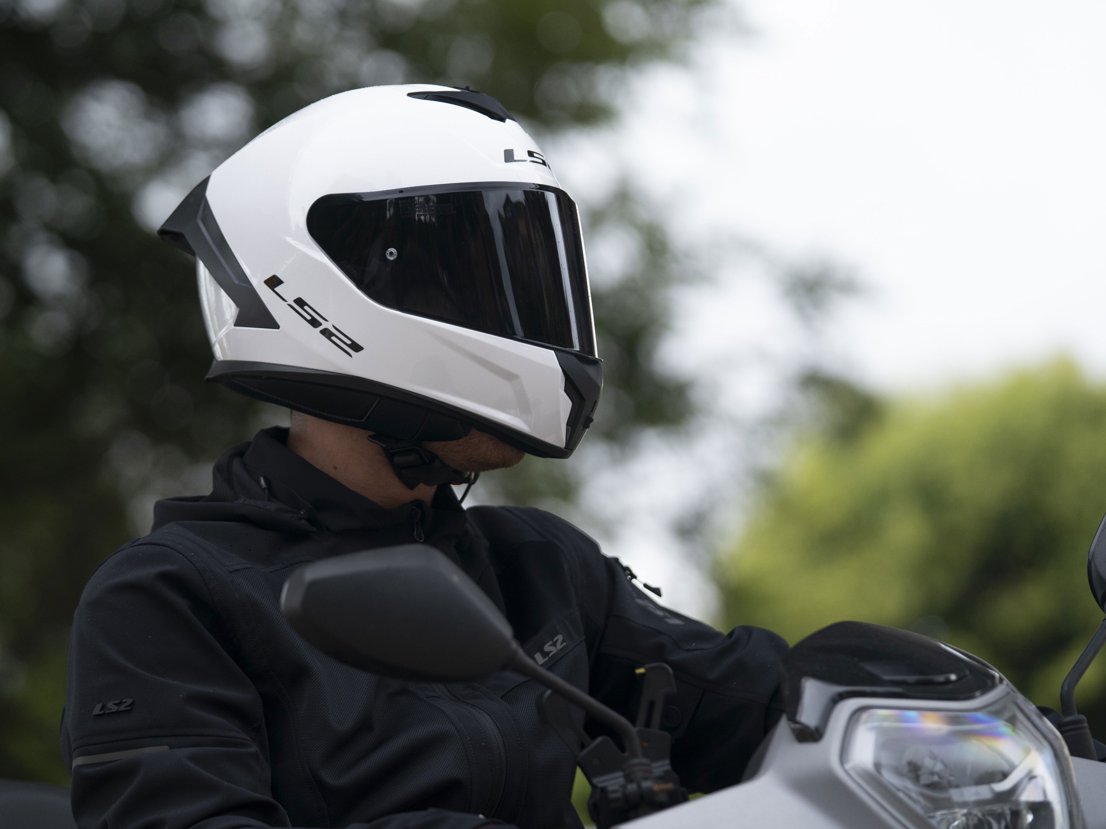 LS2 Rapid III helmet in white