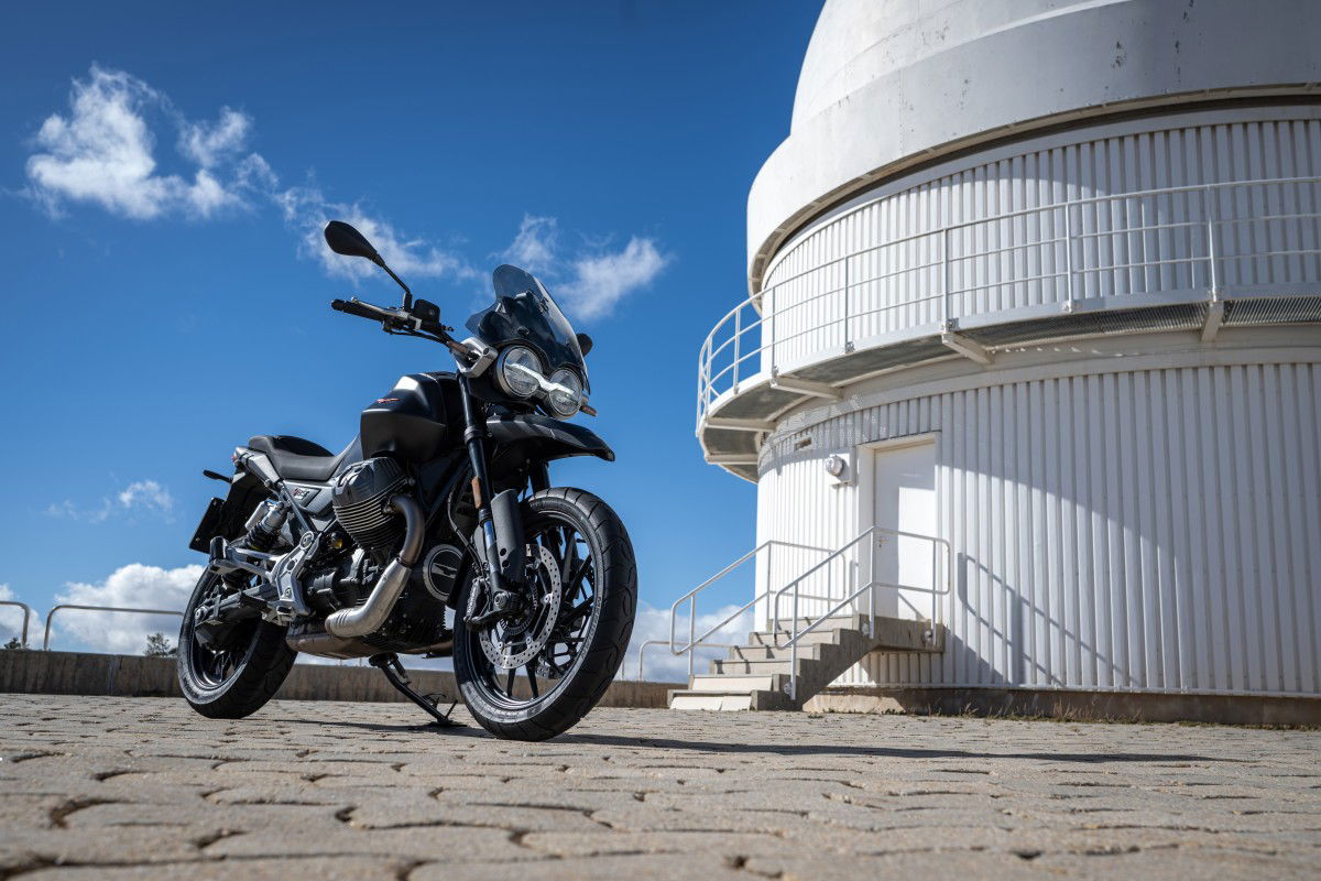 Moto Guzzi V85 Strada 850