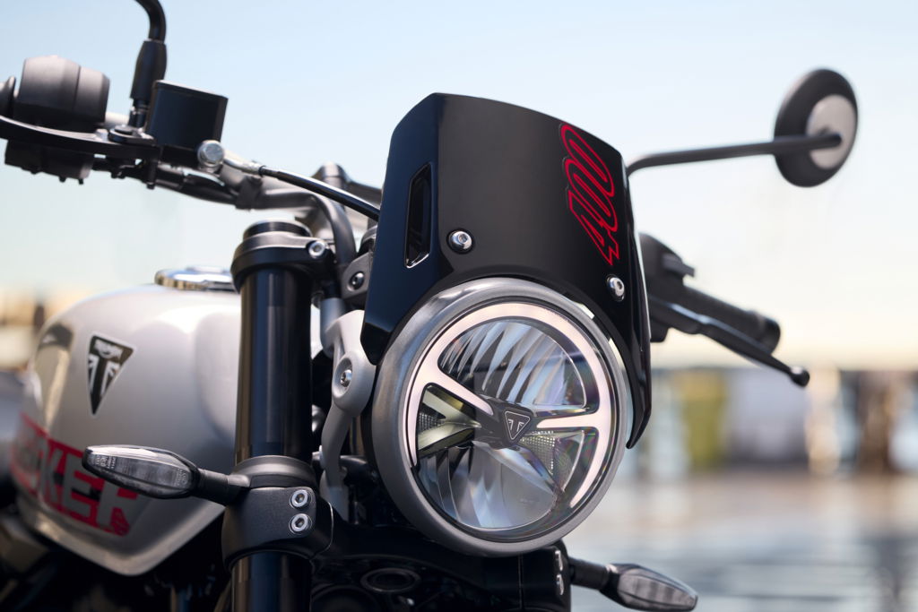 The Triumph Tracker 400 - detail
