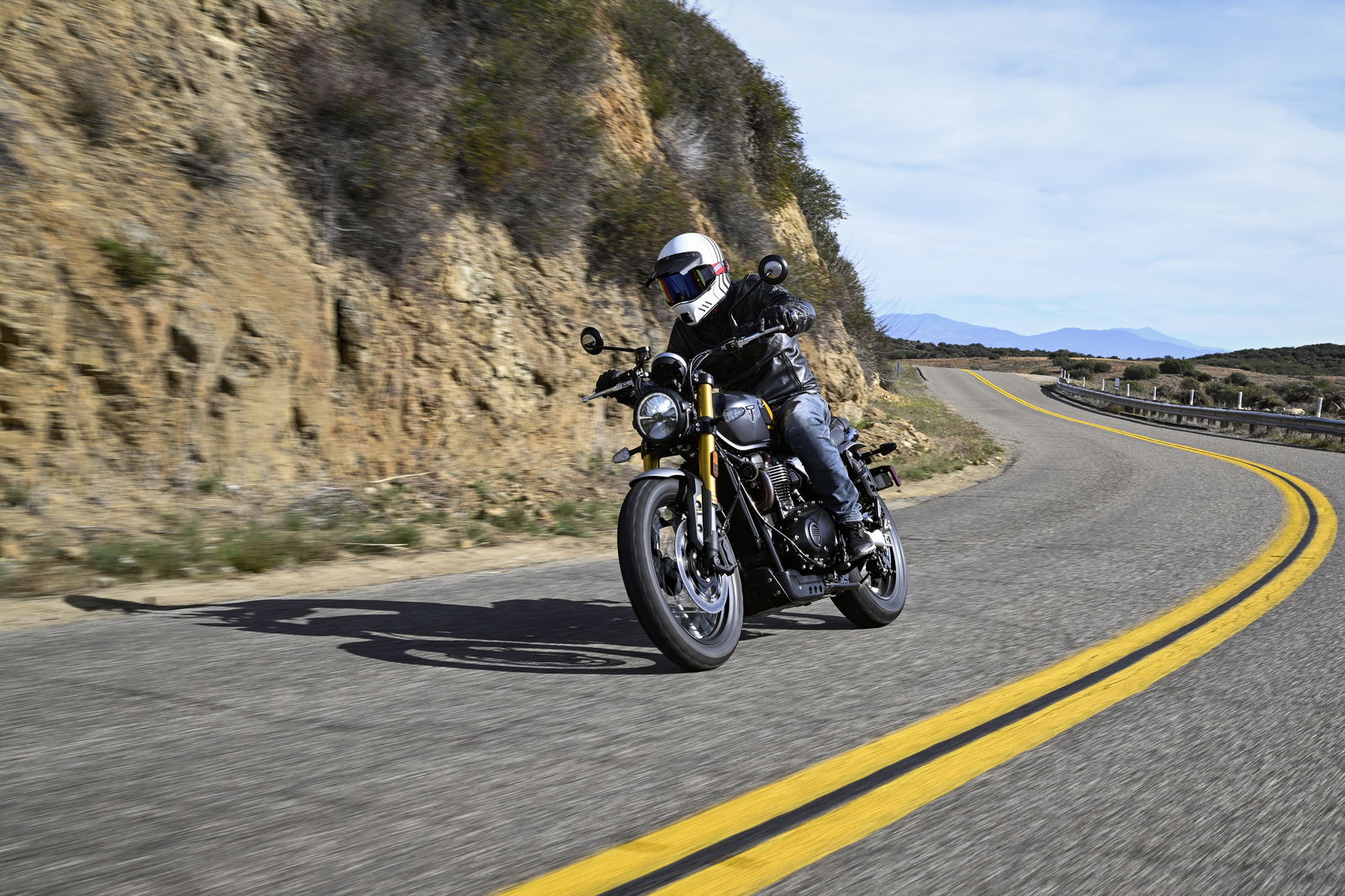 2026 Triumph Scrambler 900 - riding