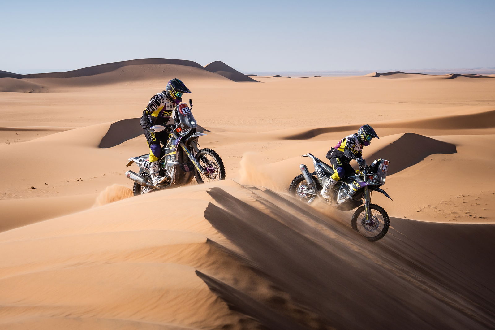 Carl & Craig Searles, 2026 Dakar Rally.