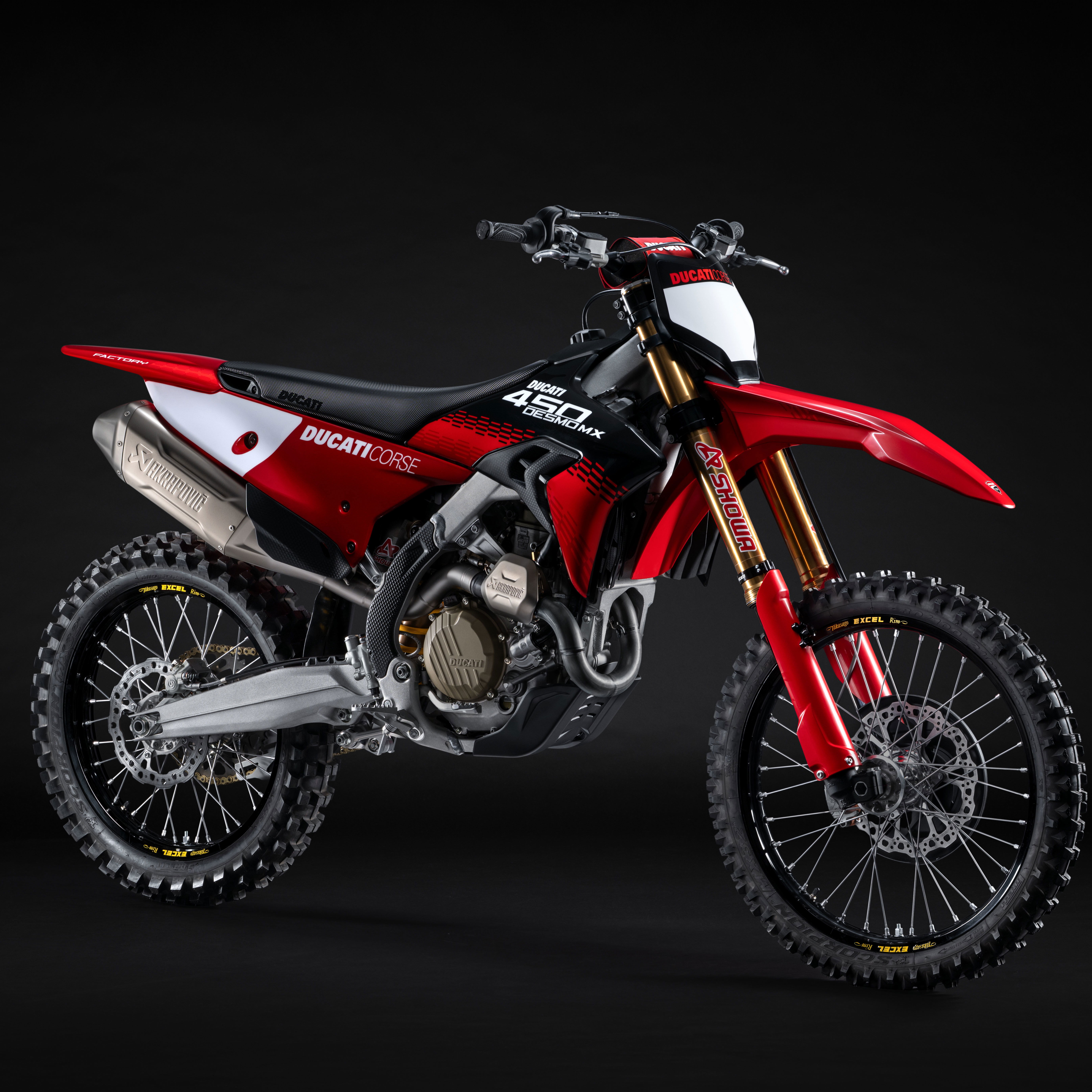 Ducati Desmo450 MX Factory model