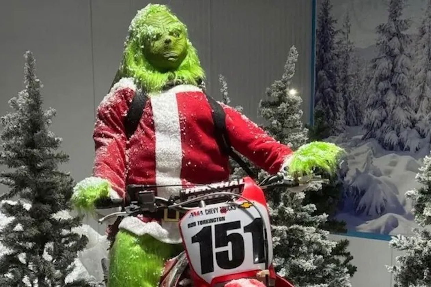 The Grinch's 'race face'