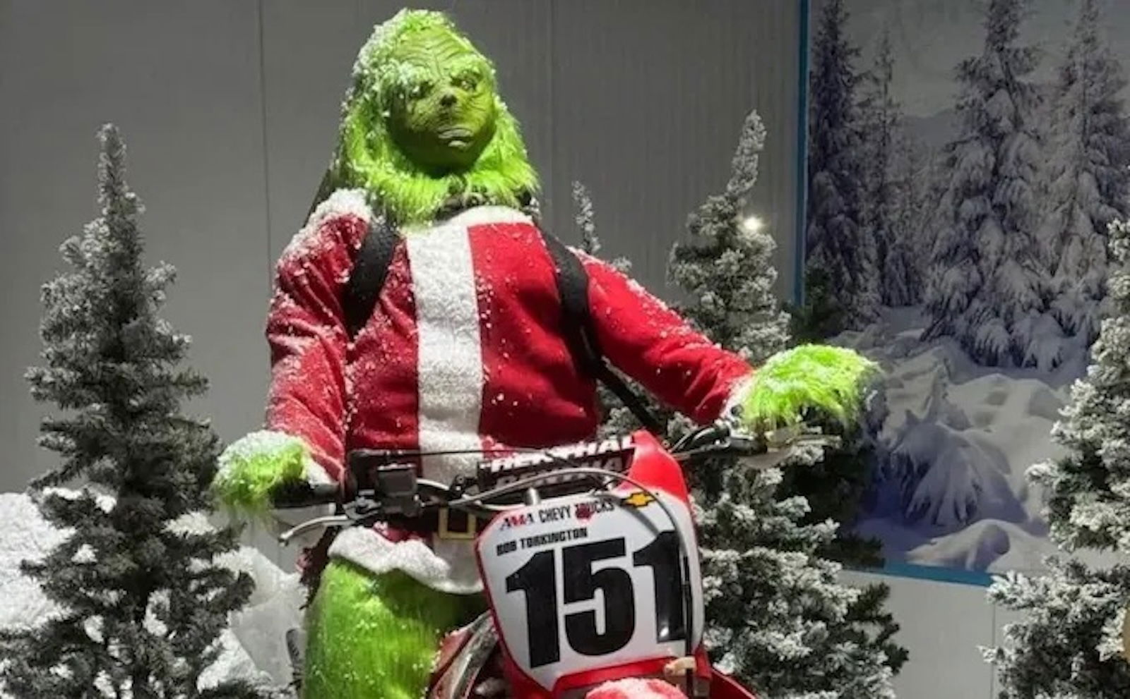 The Grinch's 'race face'