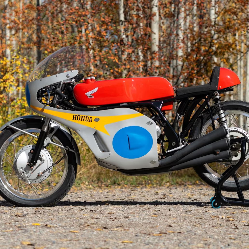 A George Beale Honda RC174 replica