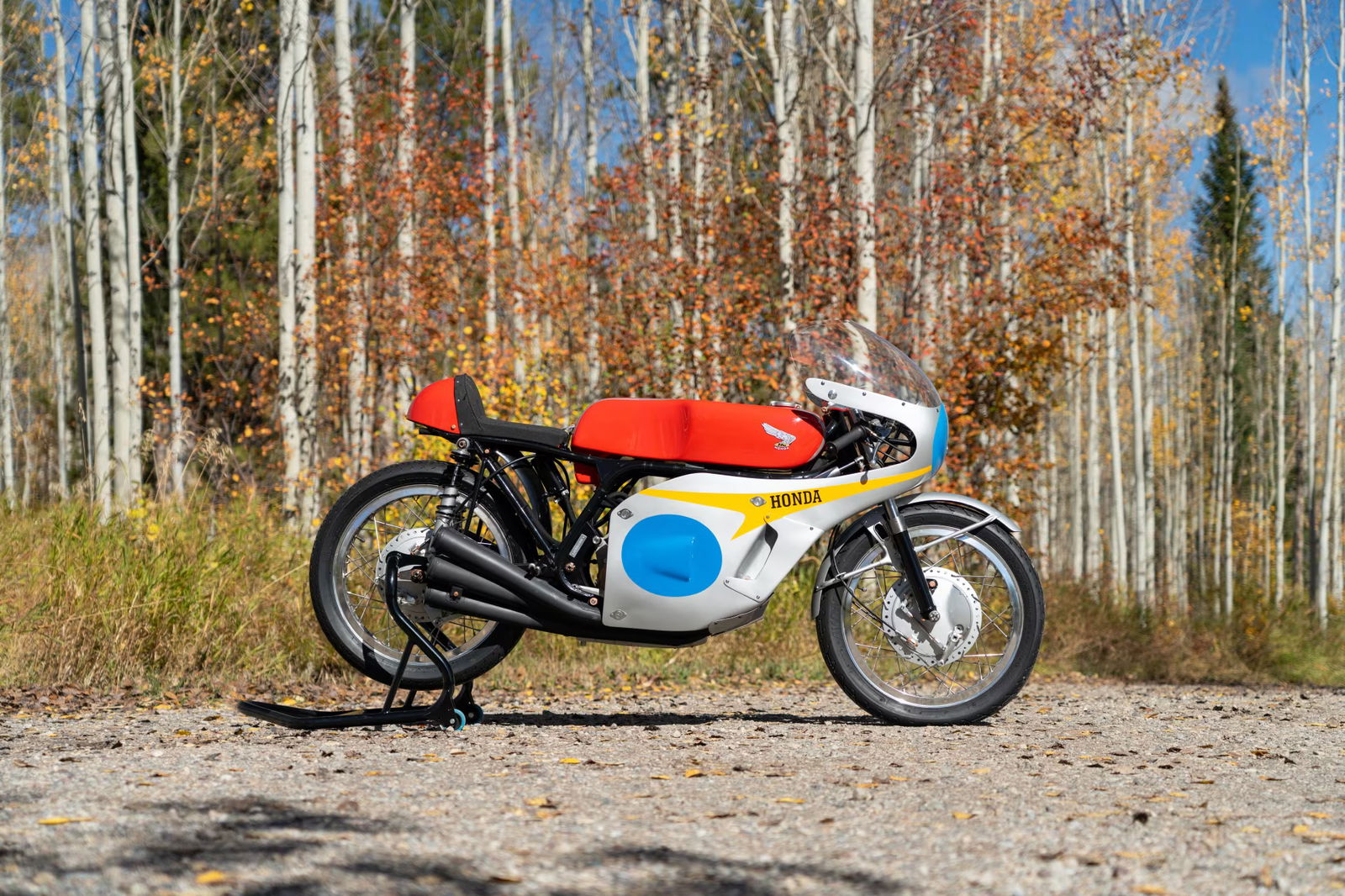 A George Beale Honda RC174 replica