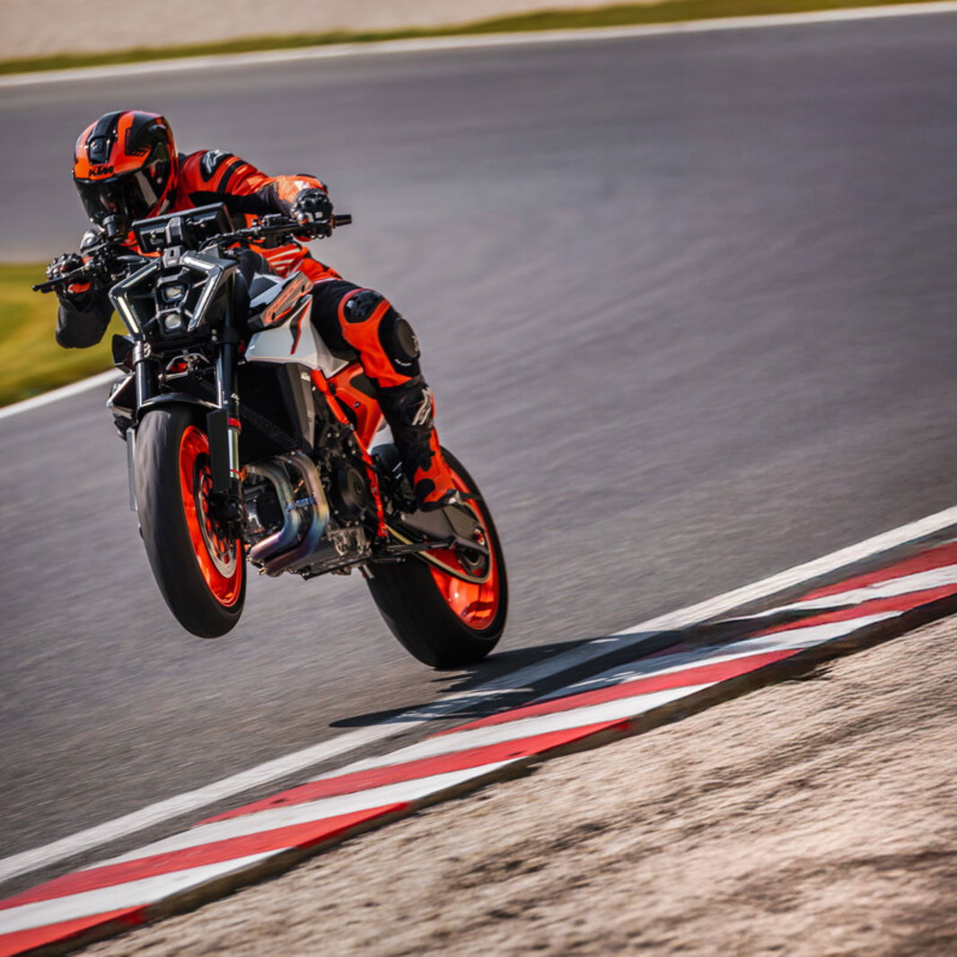 KTM 990 Duke R pulling a wheelie