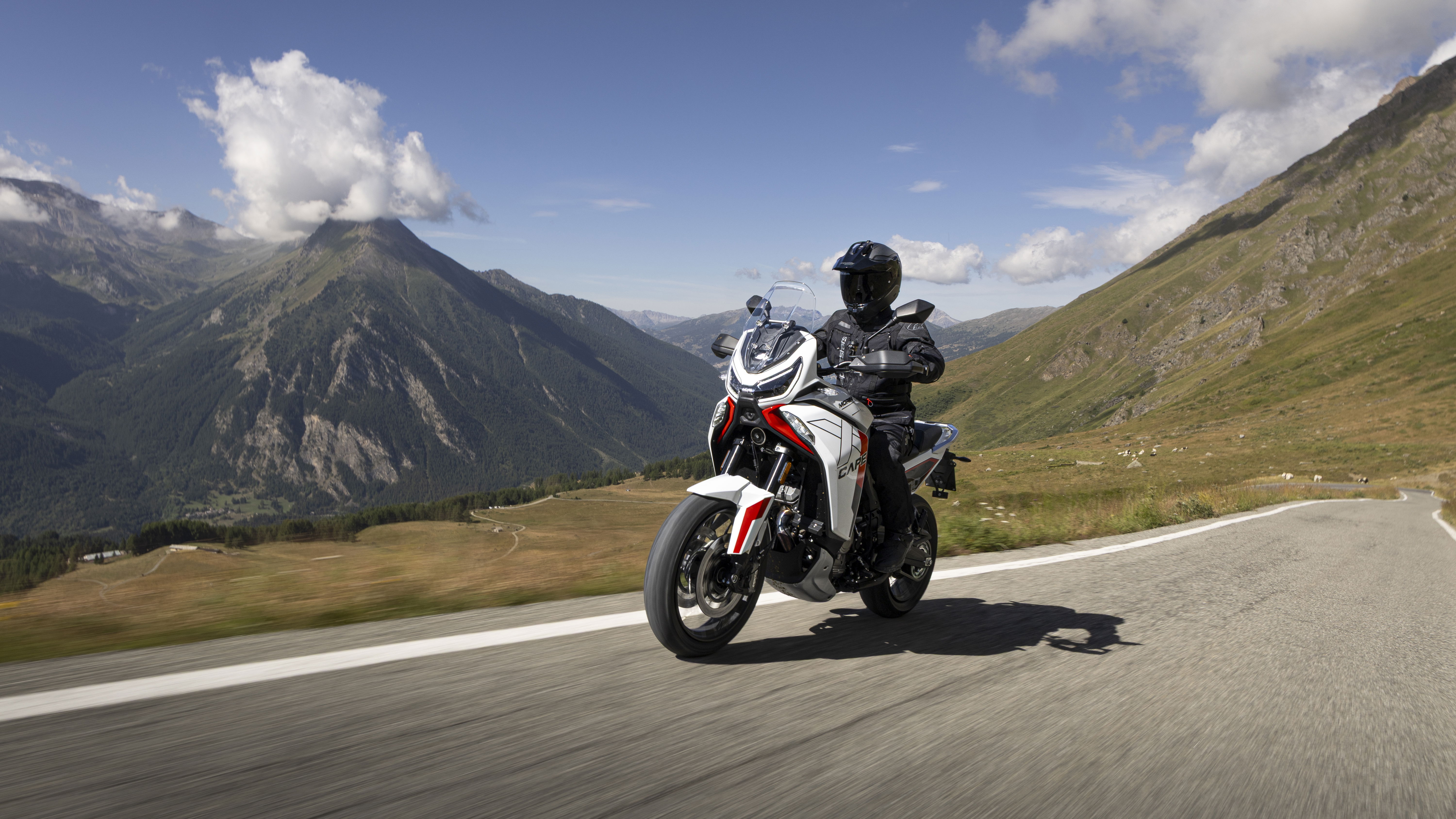 Moto Morini X-Cape 1200 on the road