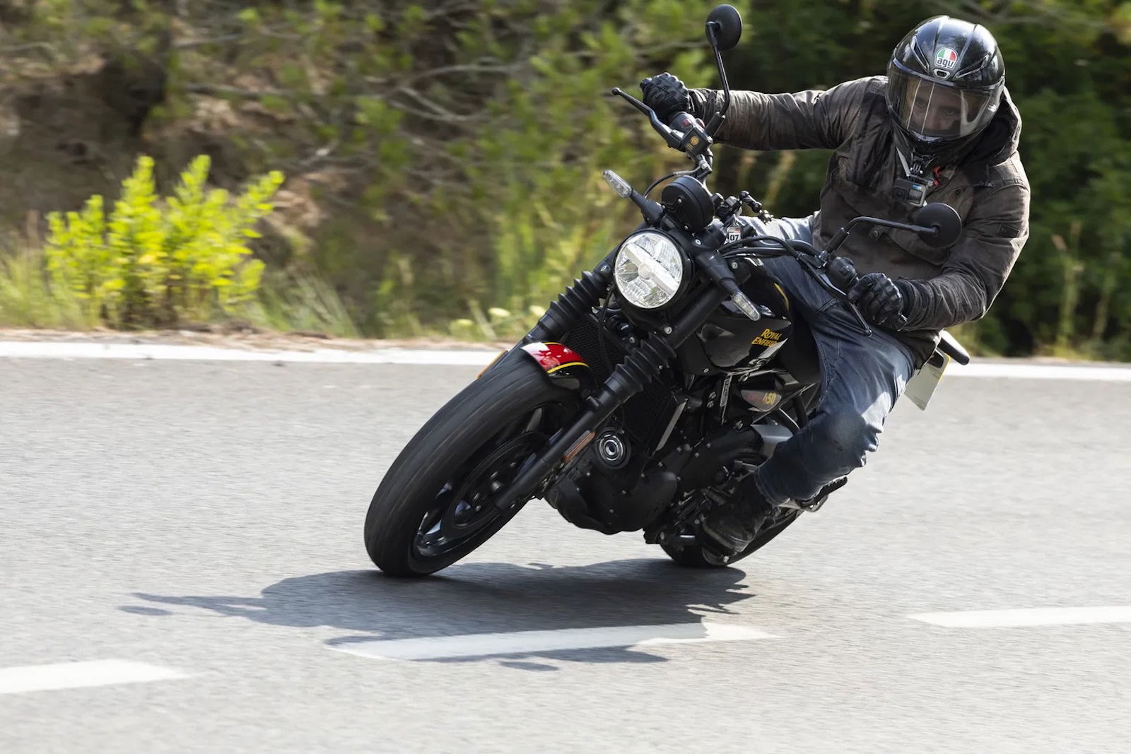 The Royal Enfield Guerilla 450