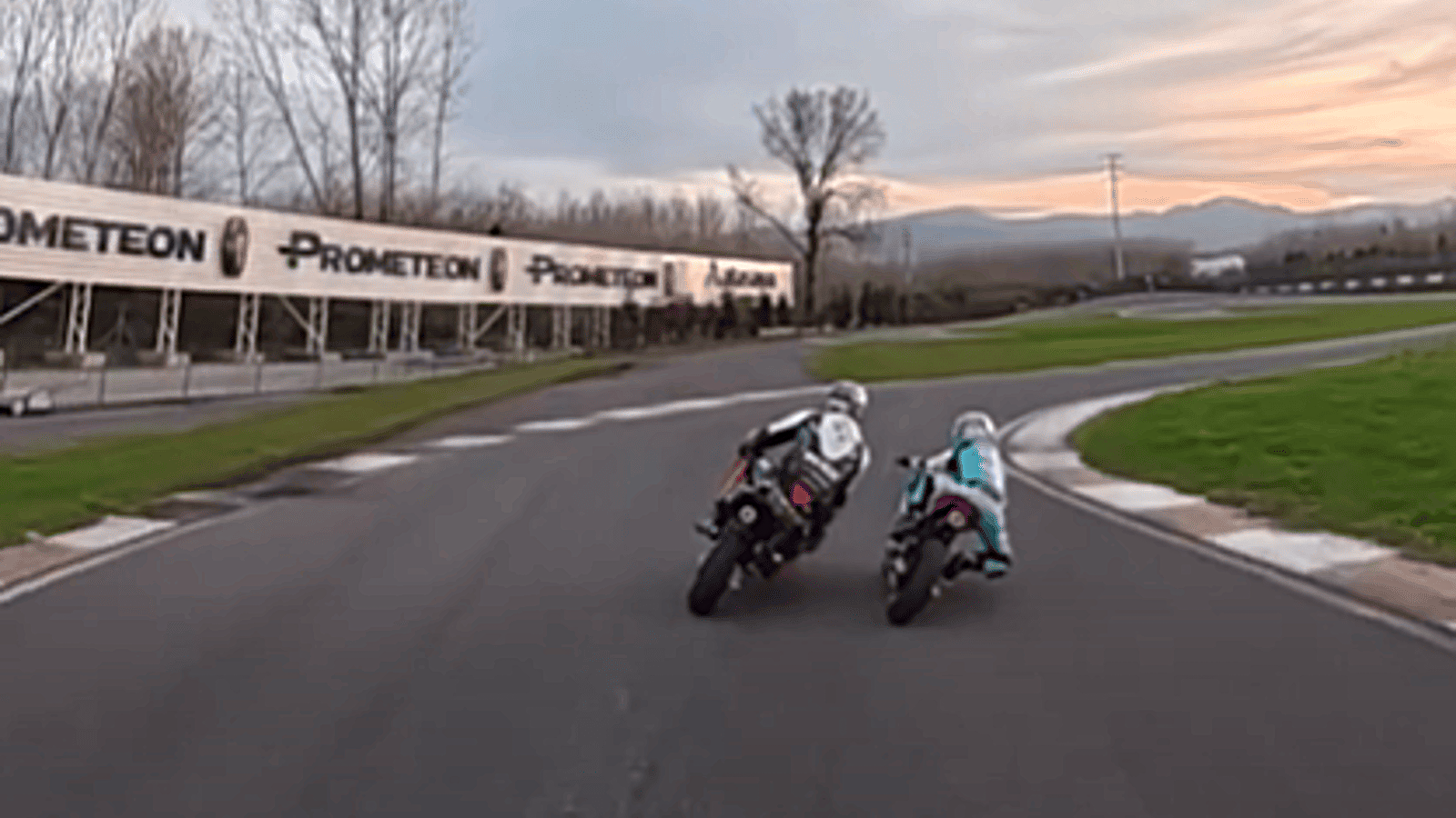 Toprak Razgatlioglu and Zayn Sofuoglu racing each other