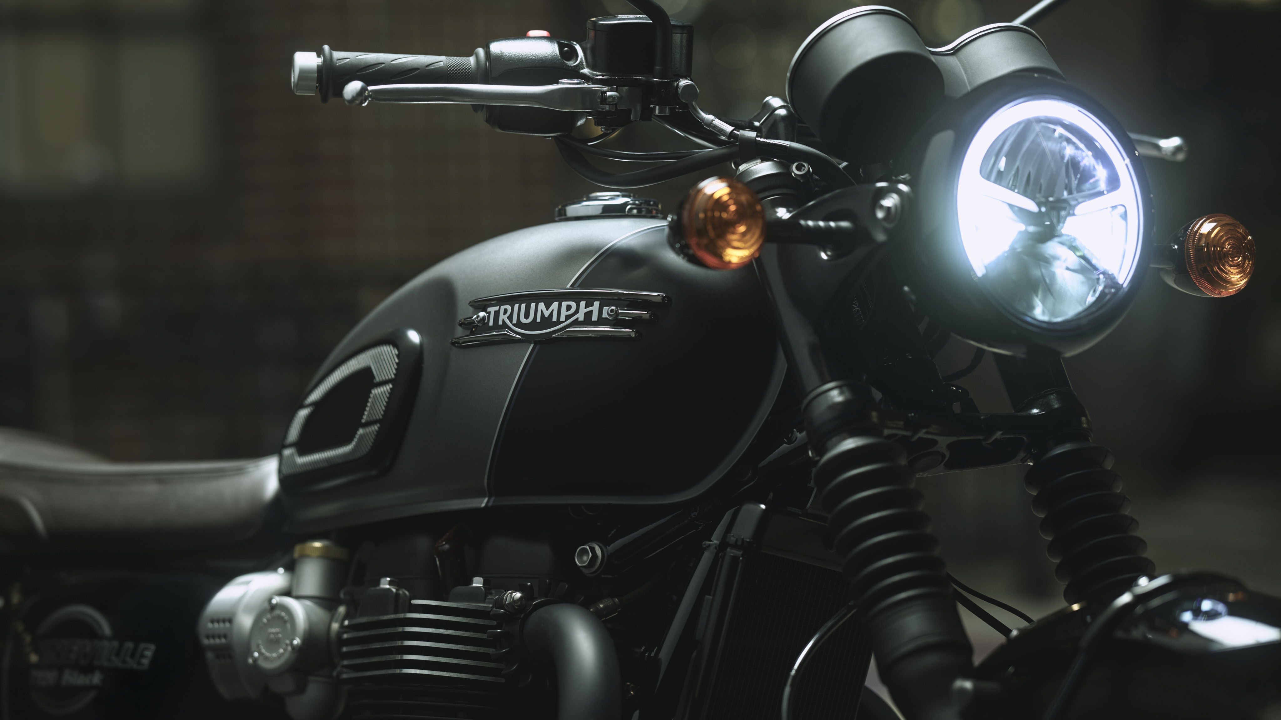 New Triumph Bonneville 1200 Black