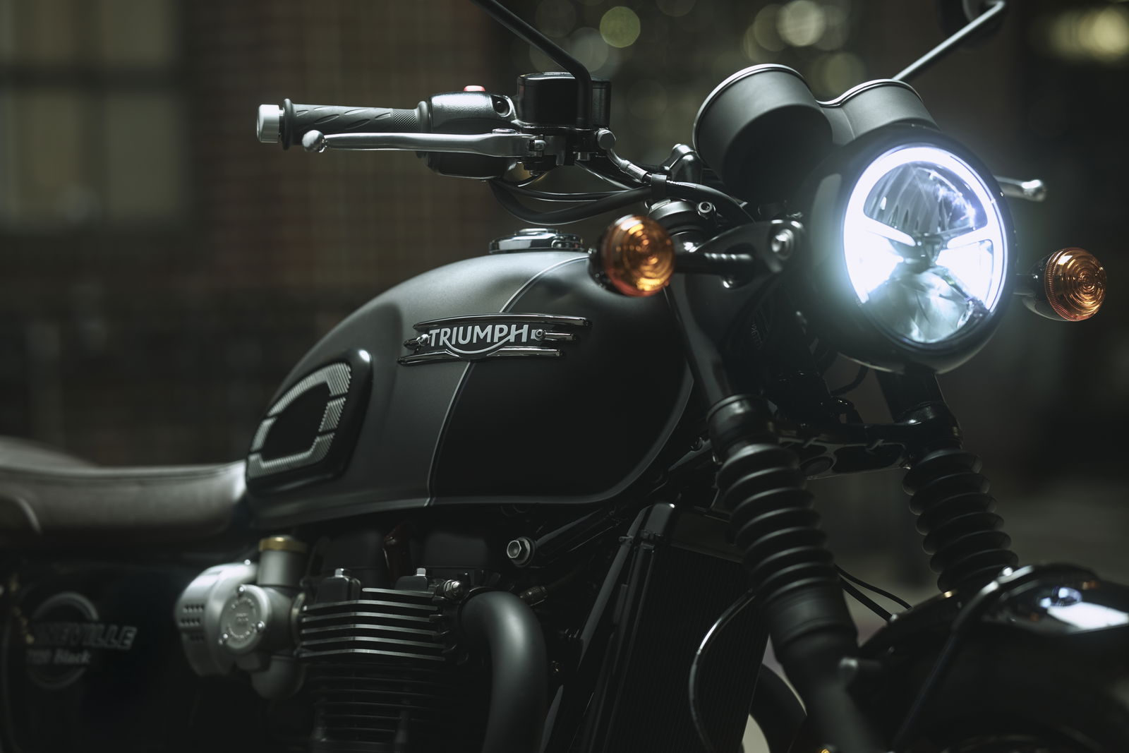 New Triumph Bonneville 1200 Black