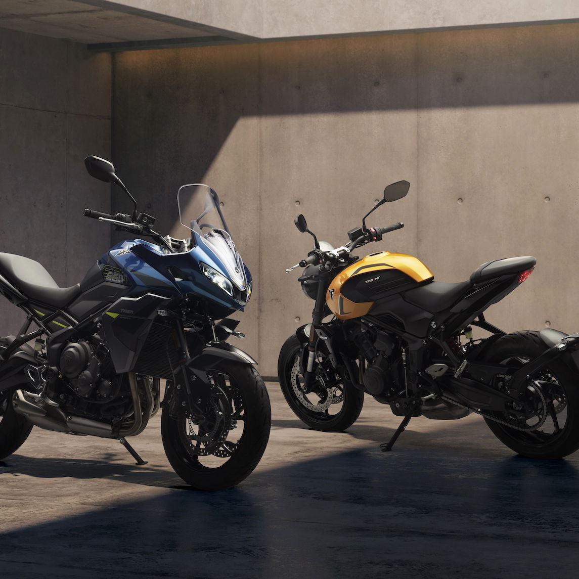 The updated 2026 Triumph Tiger Sport 660 (L) and Trident 660 (R)