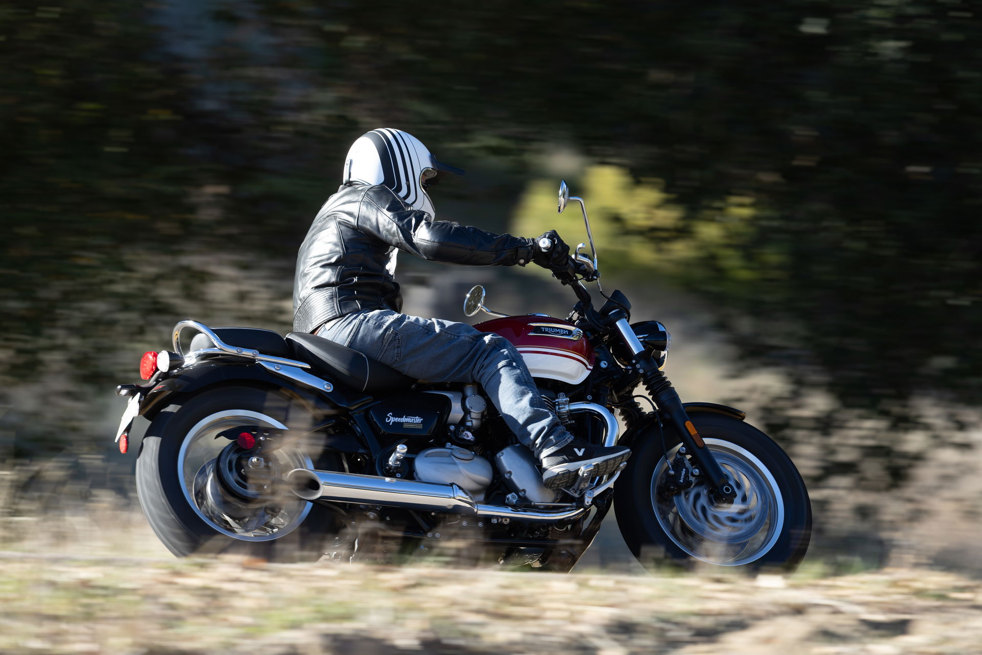 2026 Triumph Speedmaster - riding