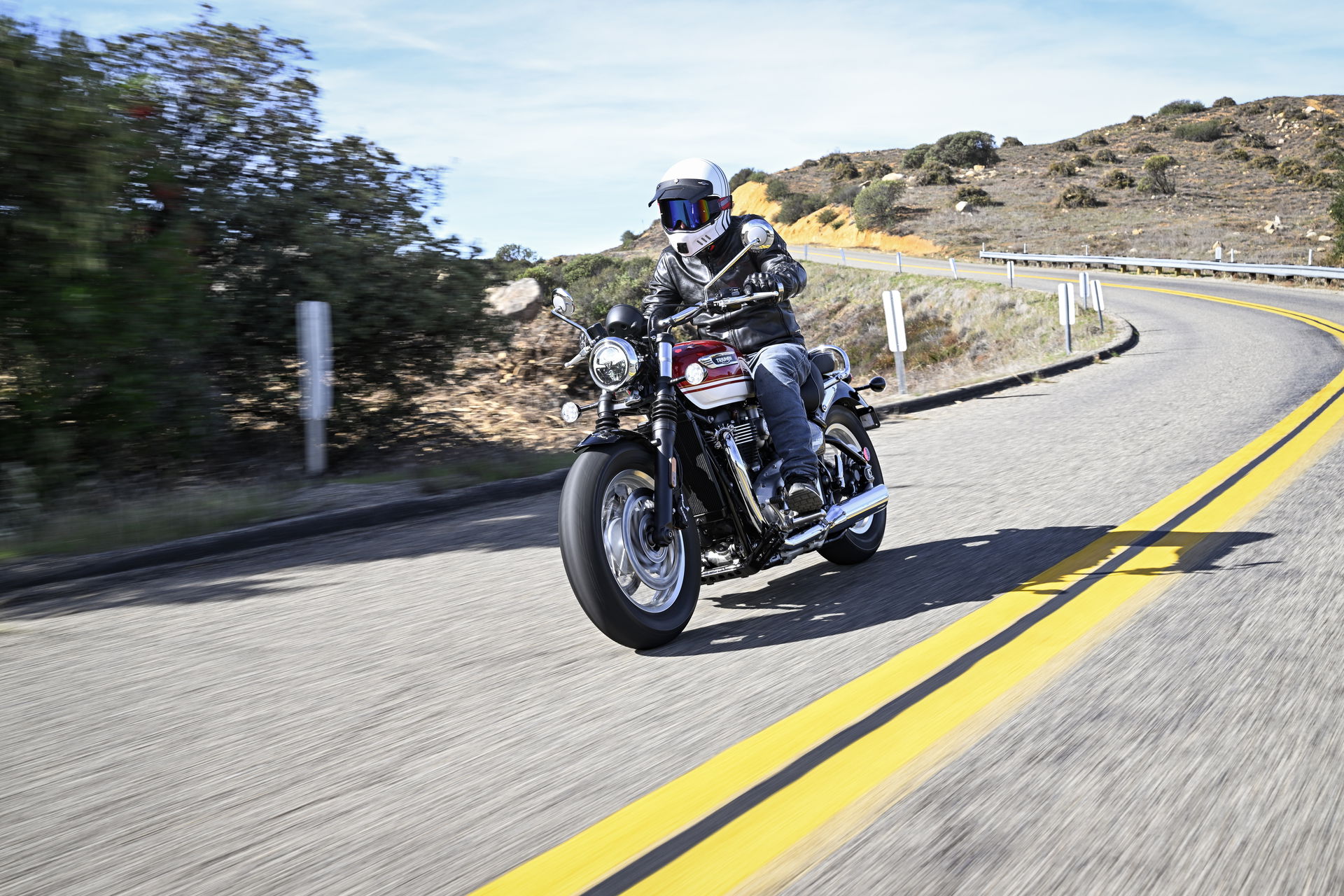 2026 Triumph Speedmaster - riding