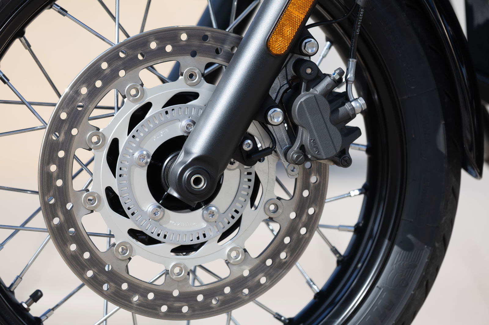 The Triumph Bonneville T100 (2026) - detail