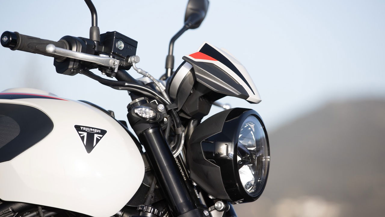 The 2026 Triumph Trident 800 - details