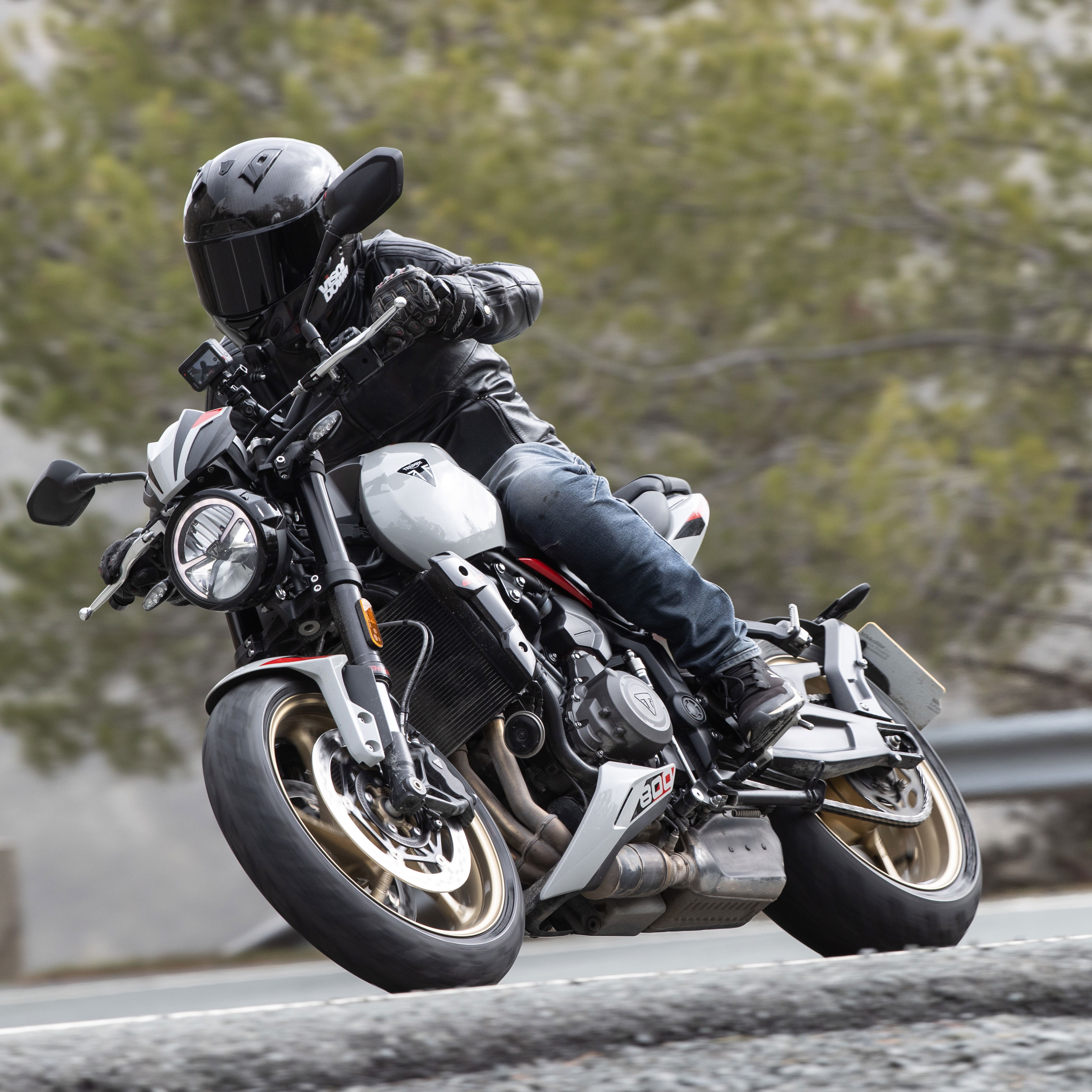The 2026 Triumph Trident 800 - riding