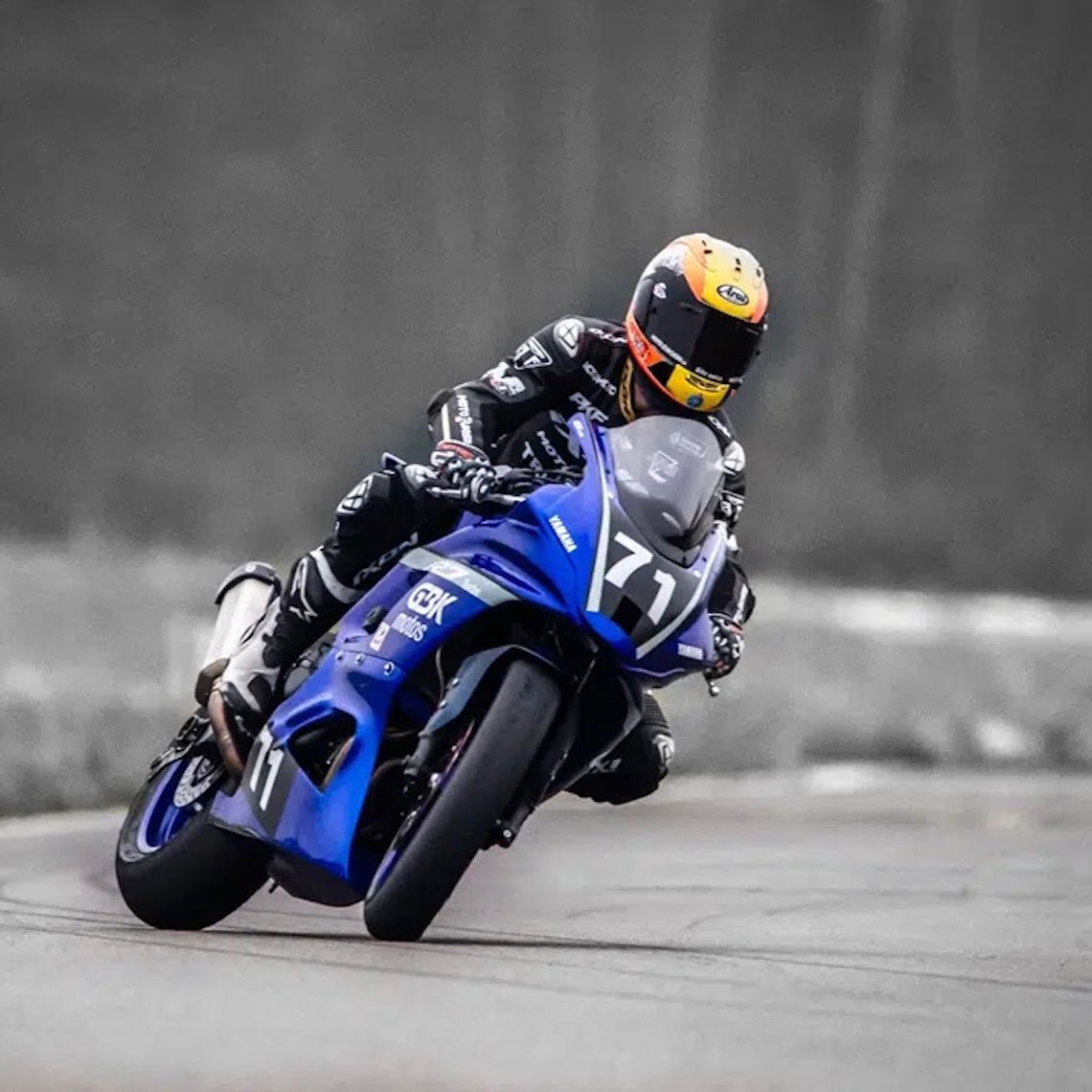 GBKMoto Yamaha R7 Turbo