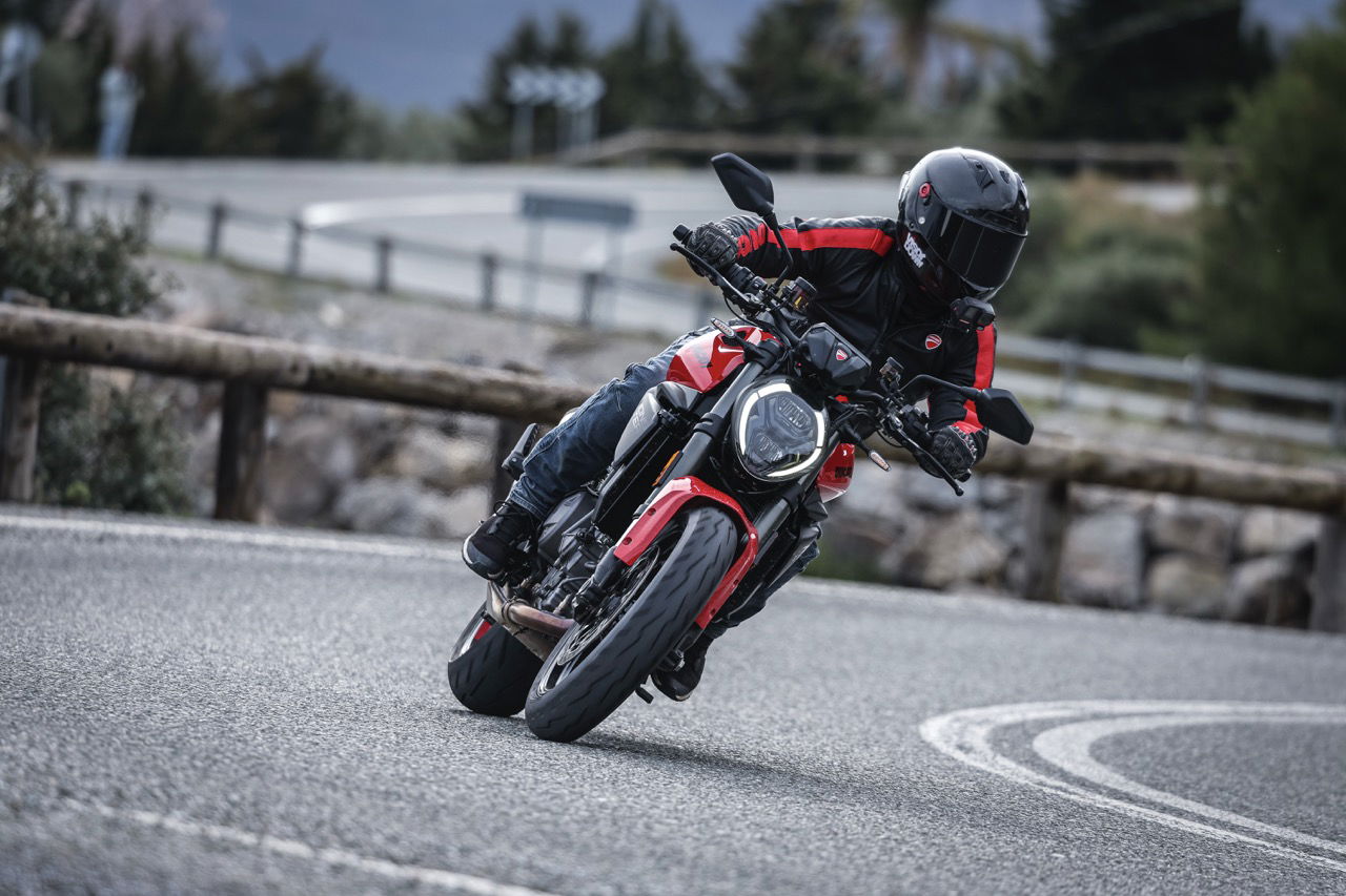 The 2026 Ducati Monster V2 - riding