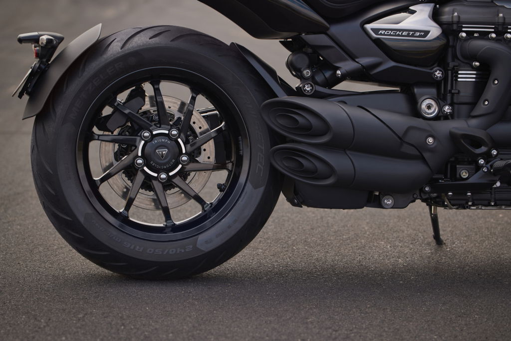 Triumph Rocket 3 R exhaust and rear wheel