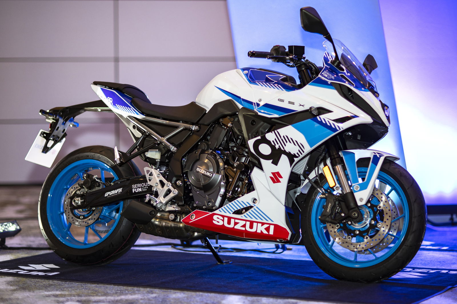 Suzuki GSX-8R GP Grafix - Images: Jamie Morris
