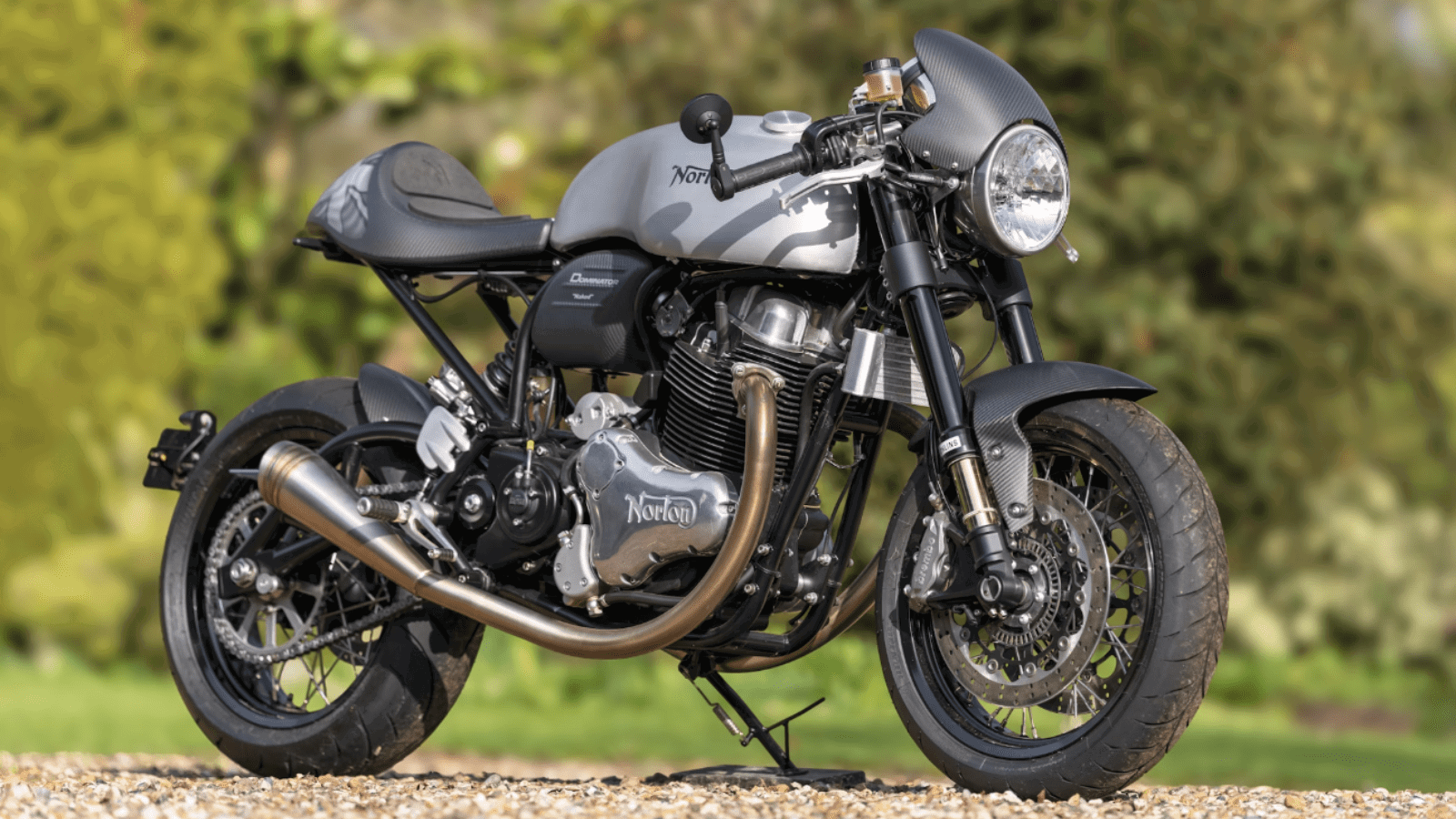 Ultimate expression of British cafe racer heads to auction