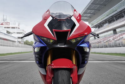 Honda CBR1000RR-R sP