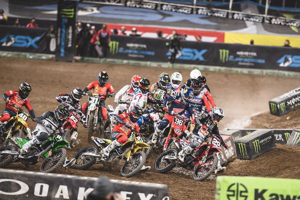 250SX West start, San Diego 2022 Supercross.