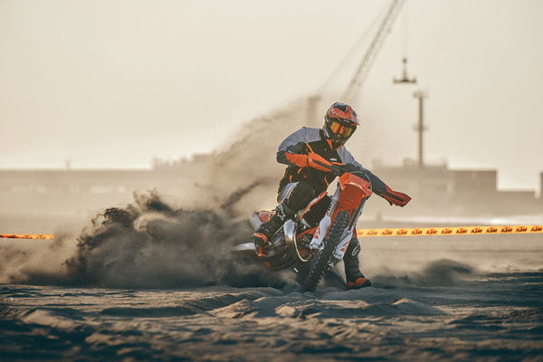 KTM 2023 enduro.