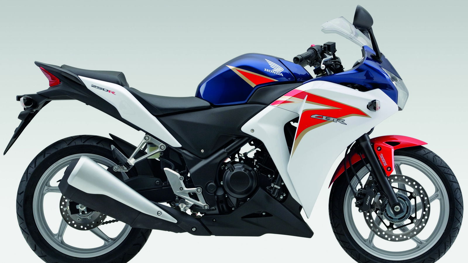 CBR250R (2011 - present) review
