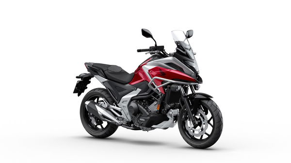 2023 Honda NC750X in Chromosphere Red