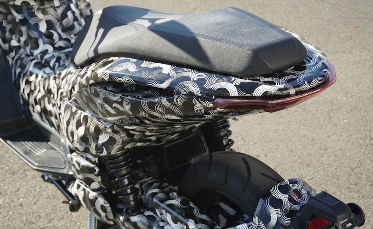 Yamaha E01 electric scooter [credit: BikeDekho]