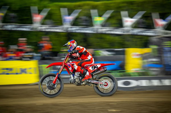 Ken Roczen, Anaheim 2 Supercross, 2022. Credit: Honda Racing Corporation.