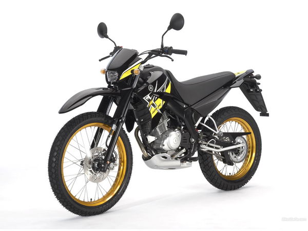 WR125 R (2009 - present) review