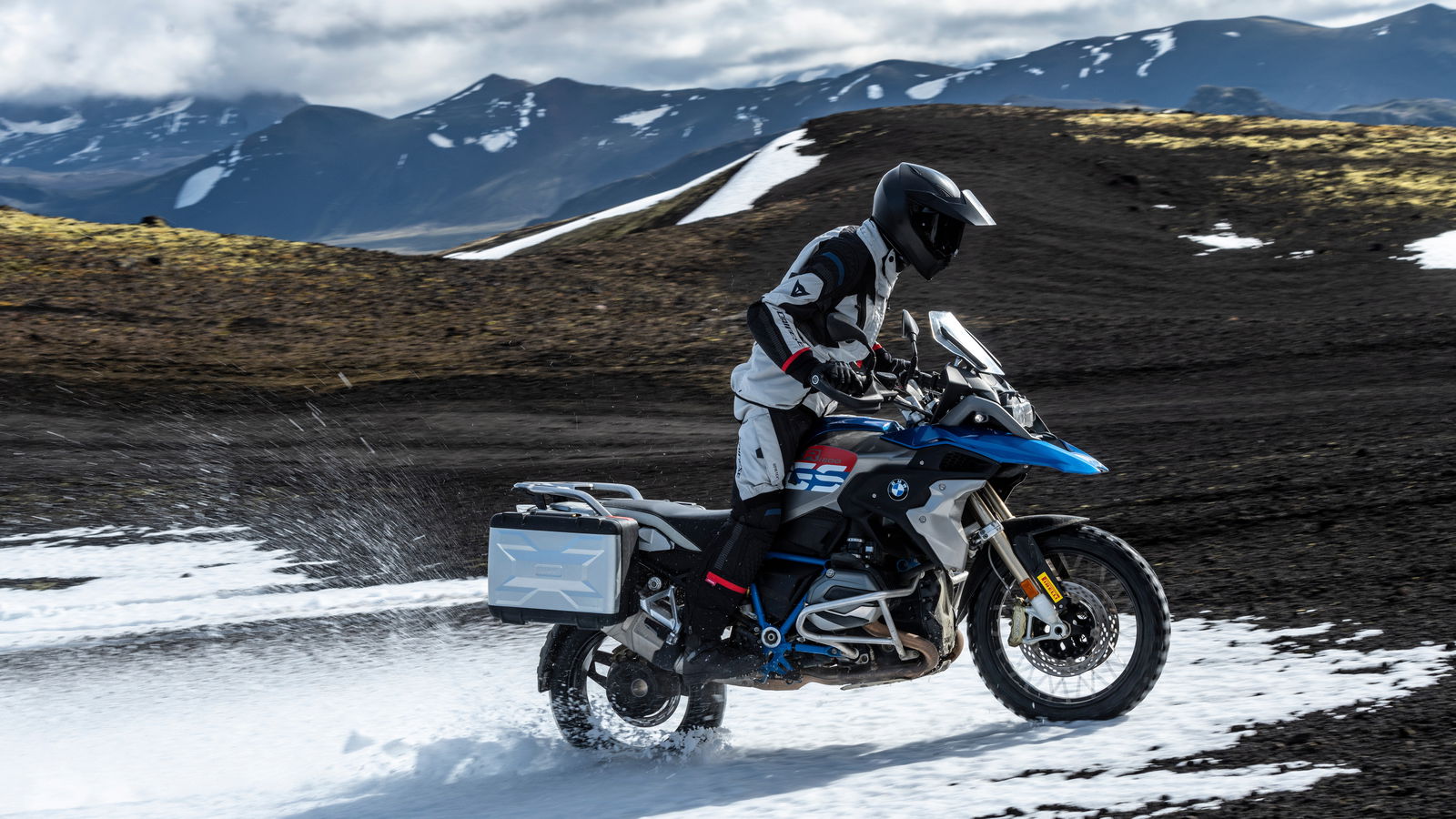 Dainese delights at Intermot 2019