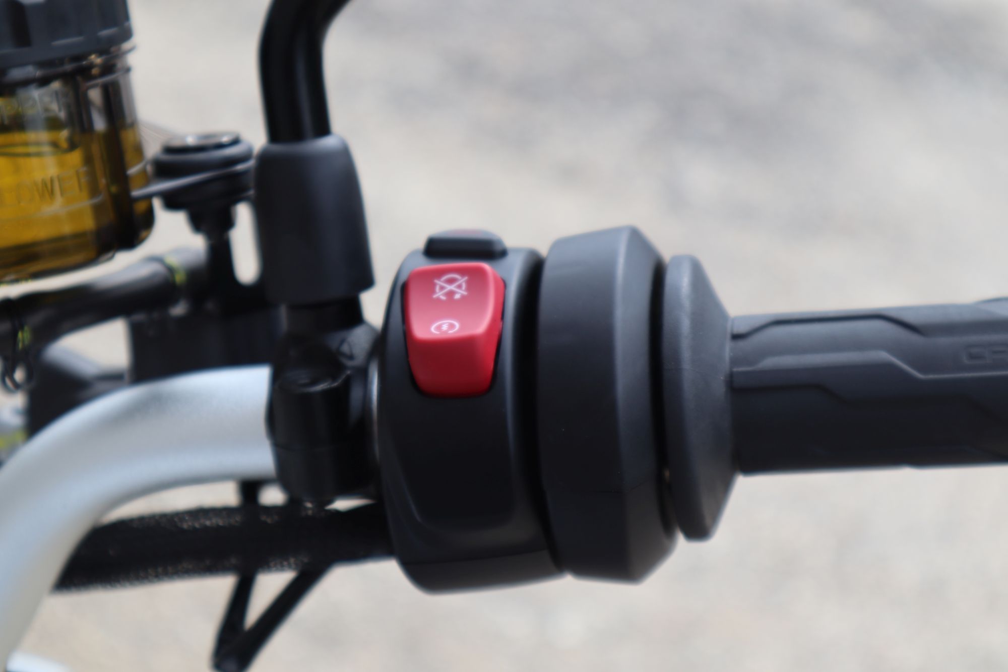 700CL-X-Visordown-Review
