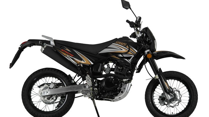 Sinnis Apache 125 review
