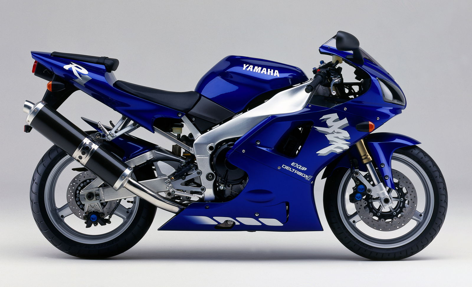YZF-R7 OW02 review