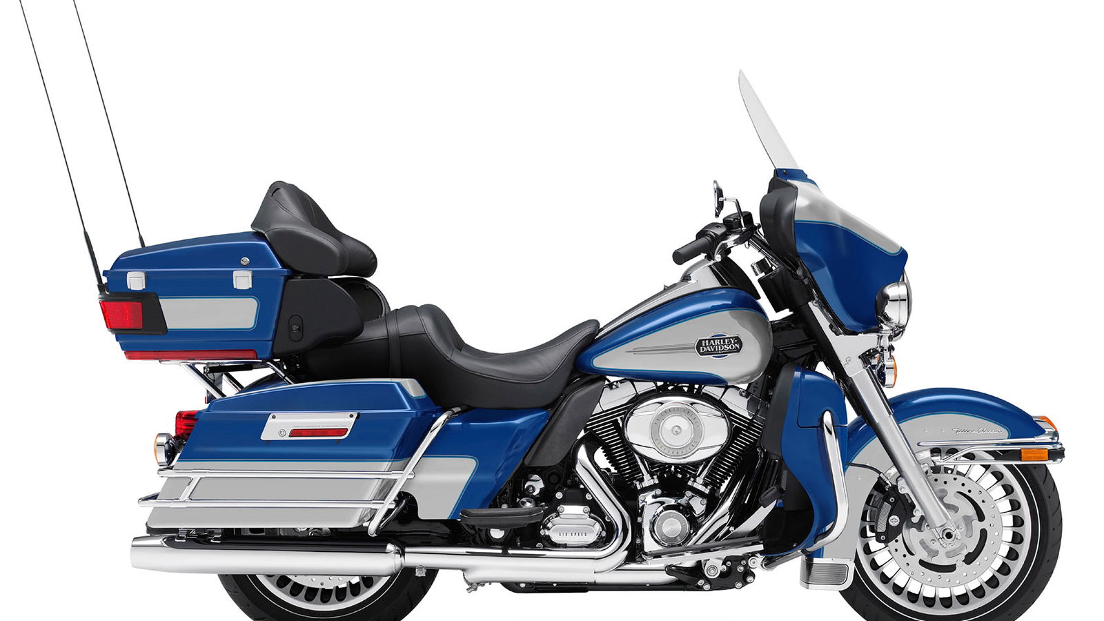 Ultra Classic Electra Glide (FLHTC) review